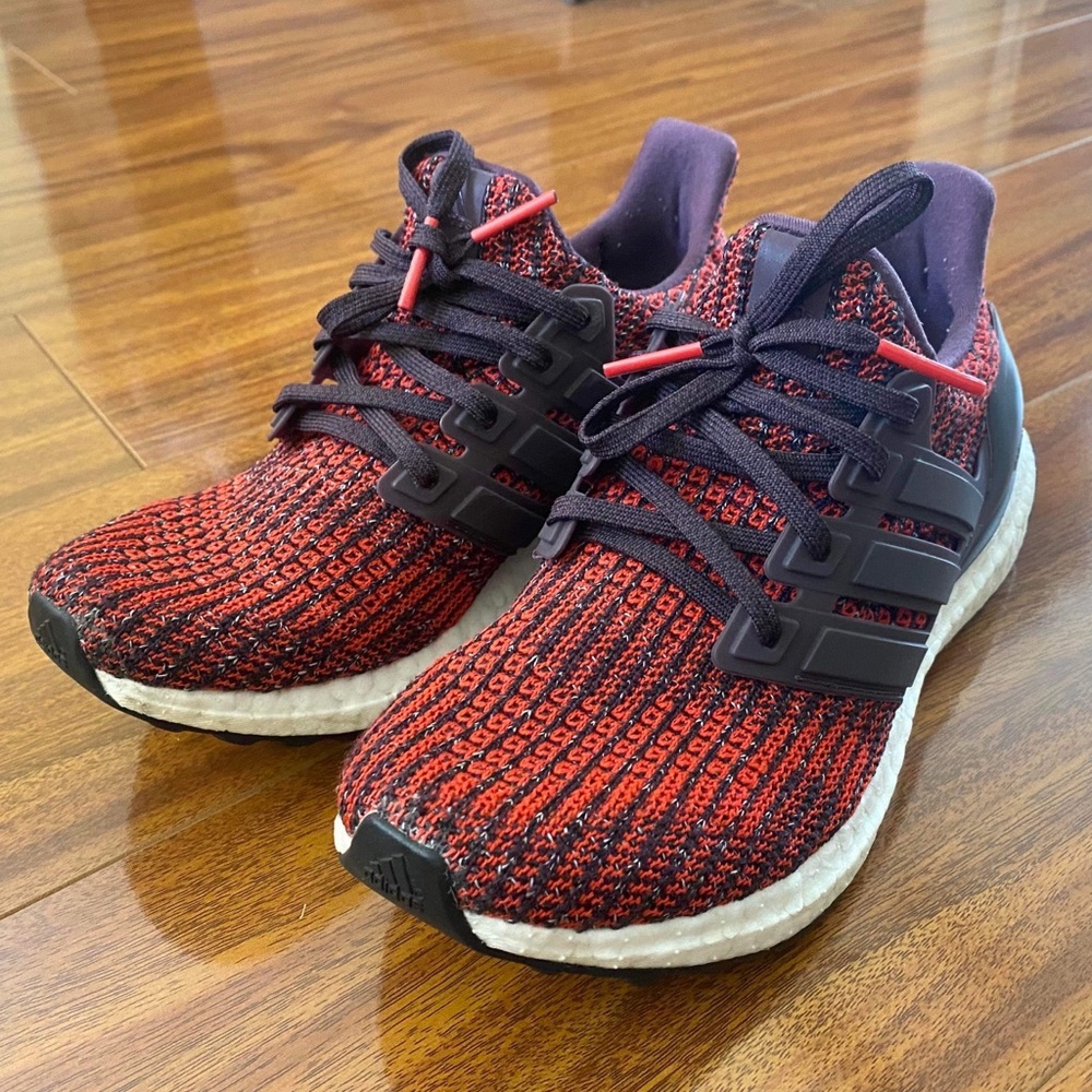 Adidas ULTRA BOOST- Women’s 5.5US